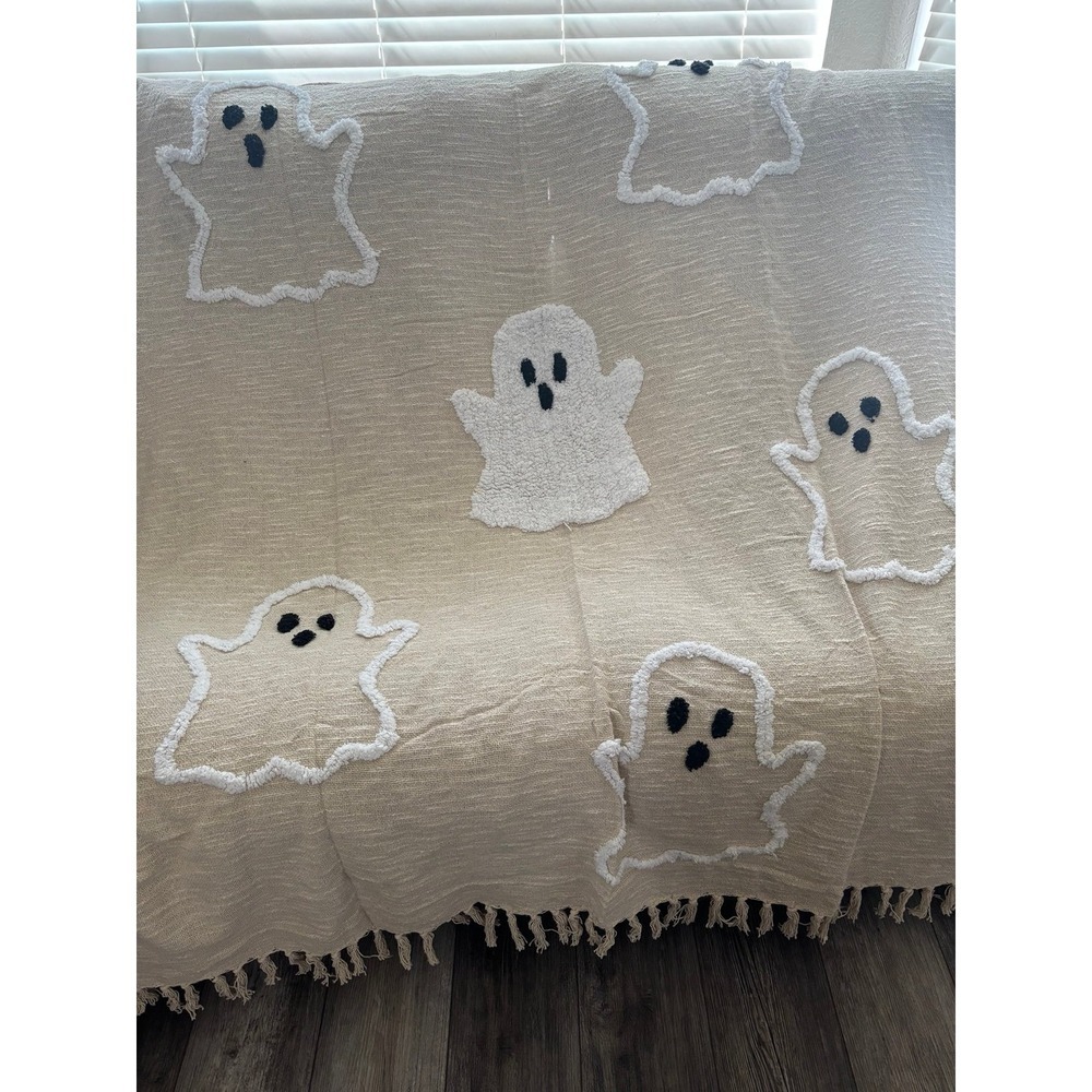 Ghost Throw‎ - Picture 6 of 8